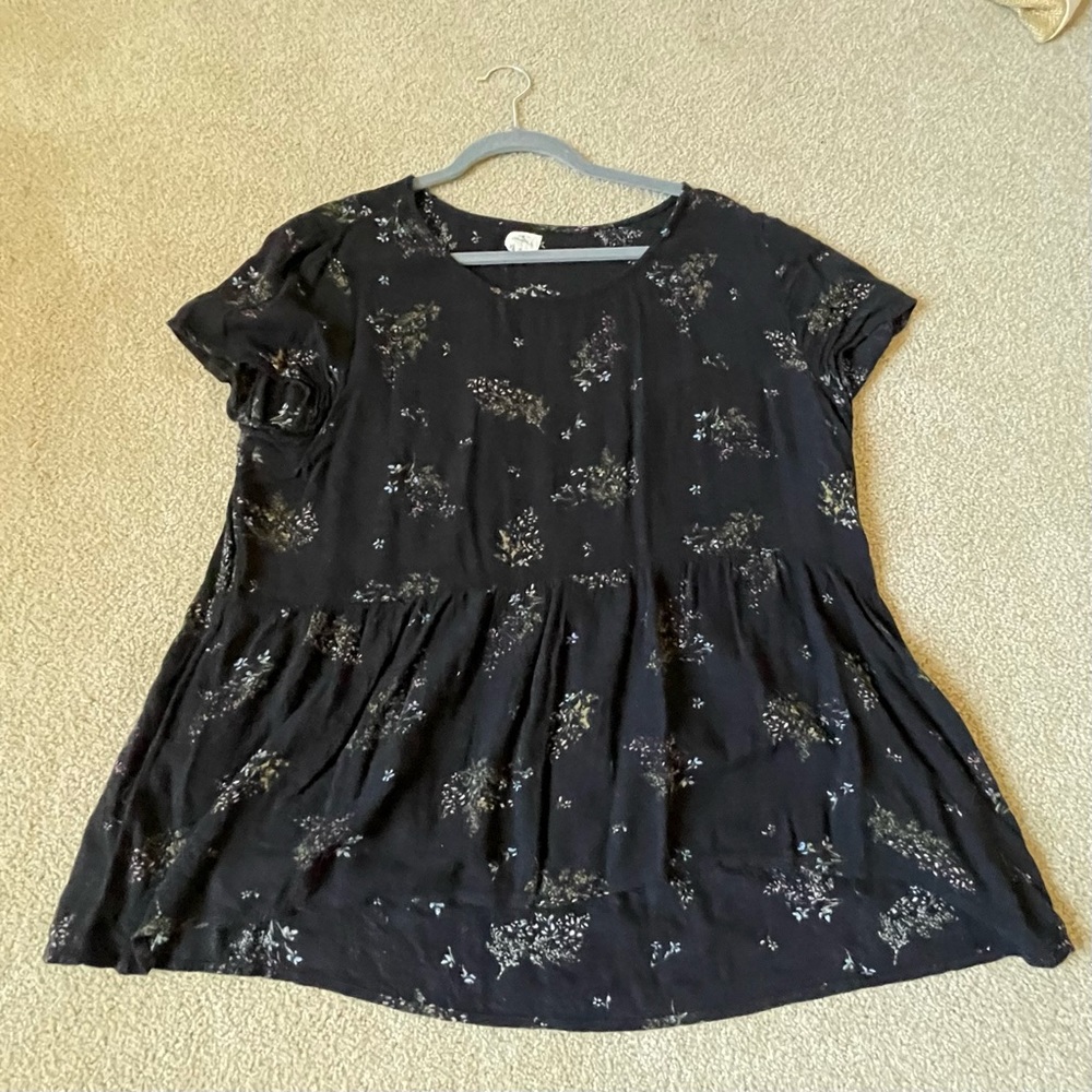 Flowy floral top